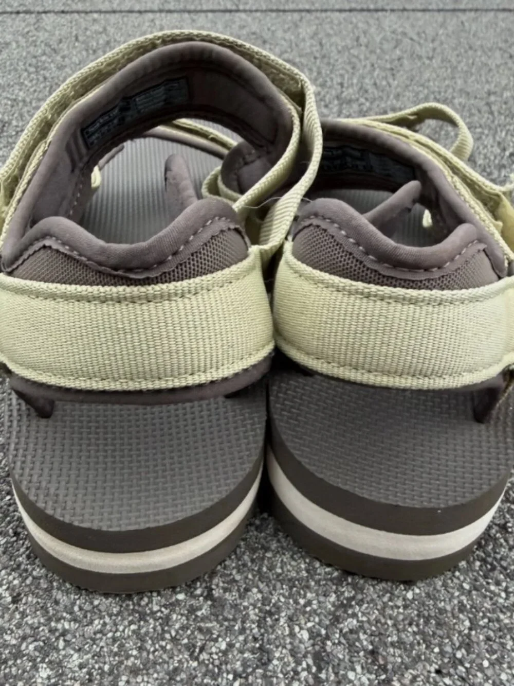 Teva Universal Trail Sandals Women’s Size 9 Brown Tan Rugged Vibram Outsoles